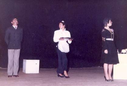 El espectacul�n - Teatro las tres car�tulas
