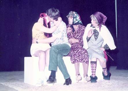Esto es caf� Concert ? - Teatro las tres car�tulas