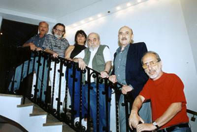 de abajo hacia arriba: Roberto Perinelli, Carlos Pais, Roberto Cossa, Marta Degracia, Bernardo Carey, Eduardo Rovner