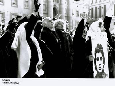 Un muro de silencio - Direcci�n: Lita Stantic
